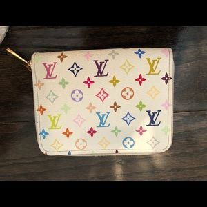 Louis Vuitton zippy coin purse